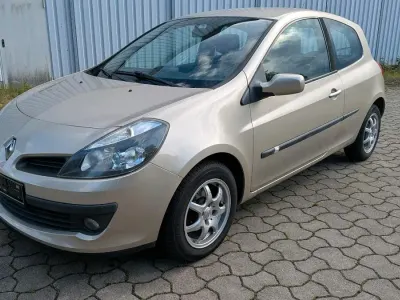 Gebraucht Renault Clio 75 PS (55 kW) 2007 Braun Kleinwagen