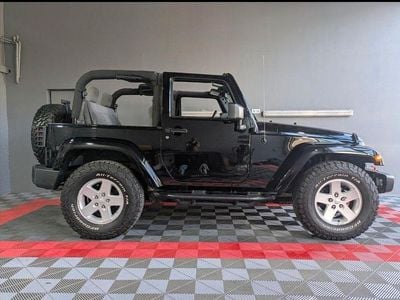 Usado Jeep Wrangler Unlimited Sahara 177 HP (130 kW) 2008 Preto SUV