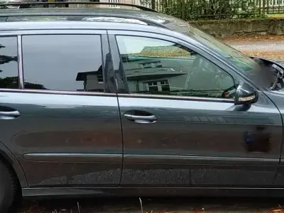 Gebraucht Mercedes E320 Avantgarde 224 PS (164 kW) 2008 Grau Kombi