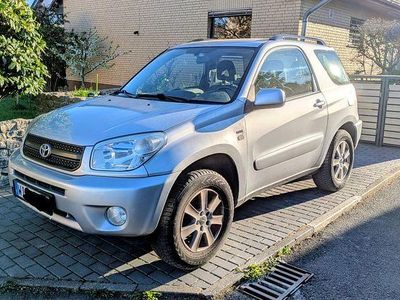 Gebraucht Toyota RAV4 125 PS (91 kW) 2004 Silber SUV