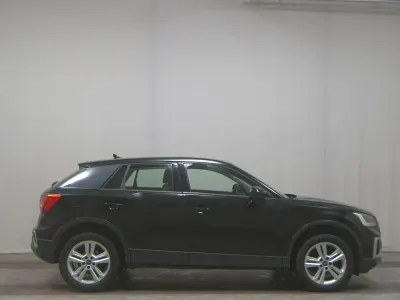 Używany Audi Q2 Advanced 150 KM (110 kW) 2021 Czarny SUV