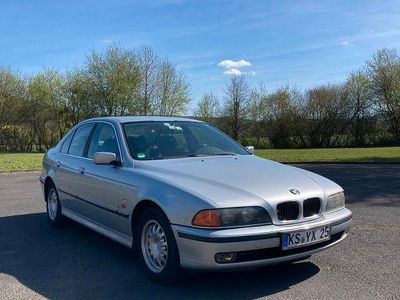 Second-hand BMW 528 193 CP (141 kW) 1996 Argintiu Berlinǎ