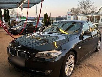 Gebraucht BMW 520 184 PS (135 kW) 2010 Schwarz Limousine