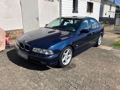 Gebraucht BMW 528 193 PS (141 kW) 1998 Blau Limousine