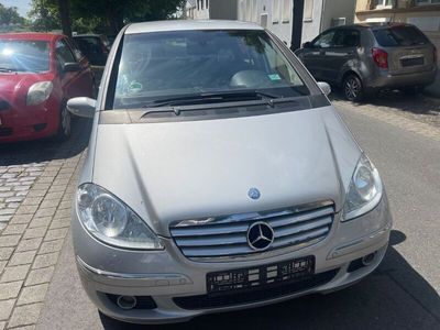 Mercedes A200