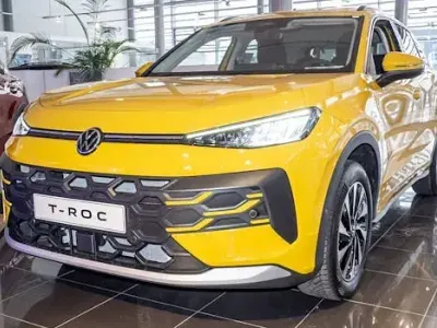 Nouă VW T-Roc Life 116 CP (85 kW) 2026 Galben SUV