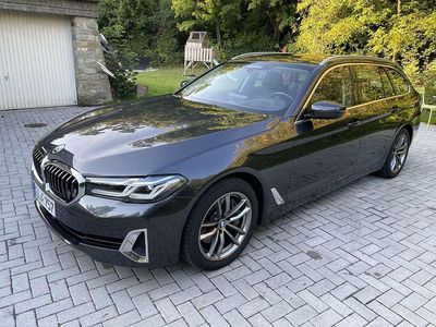 Gebraucht BMW 530 Luxury Line 286 PS (210 kW) 2020 Grau Kombi