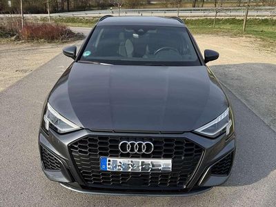 Gebraucht Audi A3 S-Line 150 PS (110 kW) 2023 Grau Kombi