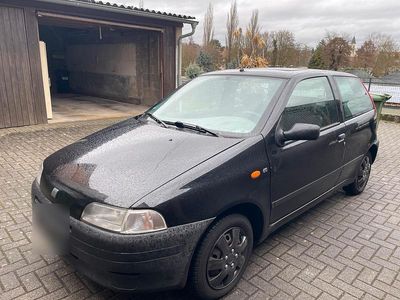 Usata Fiat Punto 60 CV (44 kW) 1996 Nero Utilitaria