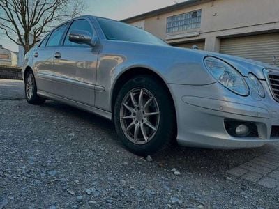 Mercedes E230