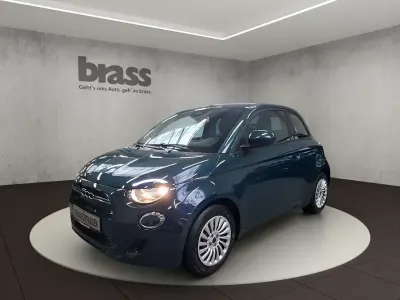 Gebraucht Fiat 500e 69 kW (95 PS) 2022 Ozean grün Limousine