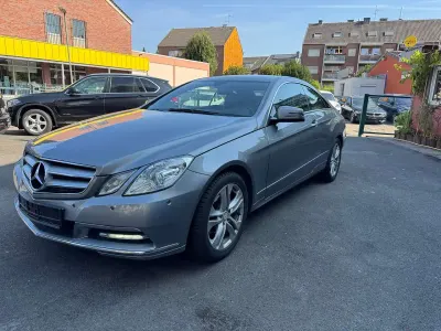 Gebraucht Mercedes E200 184 PS (135 kW) 2012 Palladiumsilber  metalliclack Coupé