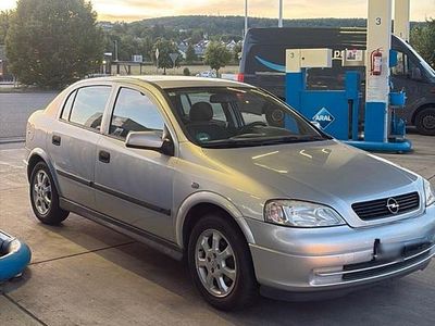 Gebraucht Opel Astra 70 PS (51 kW) 2002 Grau Kleinwagen