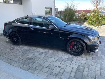 Mercedes C63 AMG