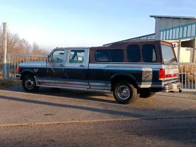 Gebraucht Ford V8 250 PS (183 kW) 1988 Blau Limousine