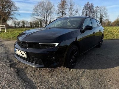 Gebraucht Opel Astra 131 PS (96 kW) 2024 Schwarz Kombi