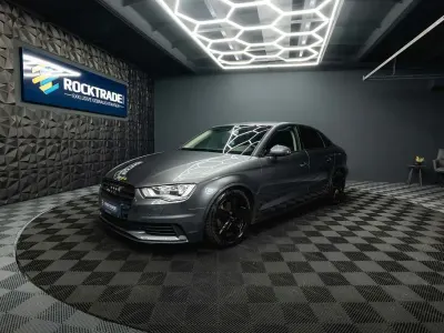 Gebraucht Audi A3 Sport 150 PS (110 kW) 2015 Daytonagrau Limousine