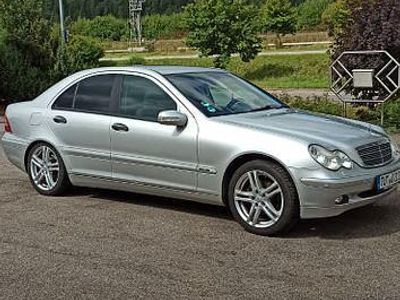 Mercedes C200