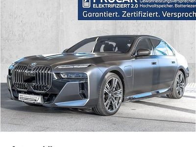Gebraucht BMW 750e M Sport 489 PS (359 kW) 2024 Bmw individual froze Limousine