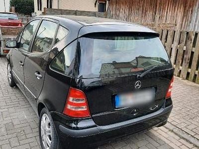 Schwarz Gebraucht 2004 Mercedes A160 Kleinwagen | 1.950 €