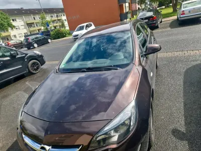 Gebraucht Opel Astra 136 PS (100 kW) 2012 Braun Kombi