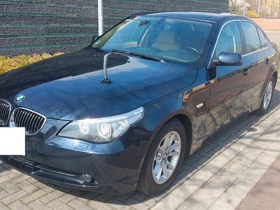 Usata BMW 523 Sport Line 177 CV (130 kW) 2006 Blu Berlina