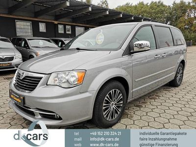 Silber Gebraucht 2015 Lancia Voyager S Van / Kleinbus | 18.950 € (Teuer)