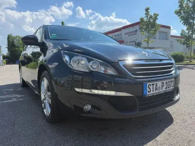 Gebraucht Peugeot 308 SW 120 PS (88 kW) 2015 Schwarz Kombi