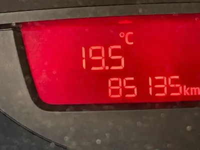 Usata Seat Mii Cosmopolitan 60 CV (44 kW) 2017 Viola Utilitaria
