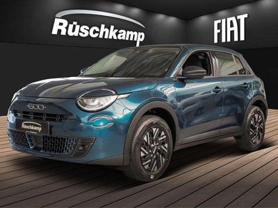 Neu Fiat 600 110 PS (80 kW) 2025 Grün SUV