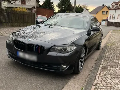 Gebraucht BMW 523 204 PS (150 kW) 2010 Grau Limousine