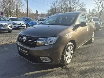 Second-hand Dacia Sandero Ambiance 96 CP (70 kW) 2018 Maro Hatchback