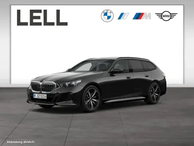 Gebraucht BMW 520 M Sport 190 PS (139 kW) 2025 Saphirschwarz Kombi