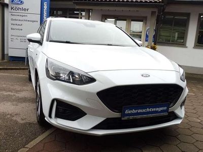 Gebraucht Ford Focus ST-Line 125 PS (91 kW) 2021 Frostweiß Limousine