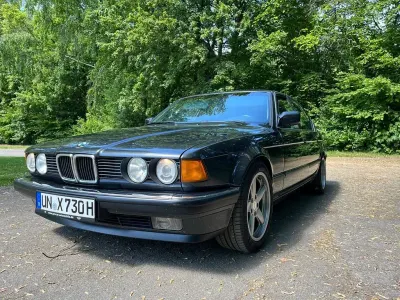 Gebraucht BMW 730 Performance 188 PS (138 kW) 1992 Schwarz Limousine