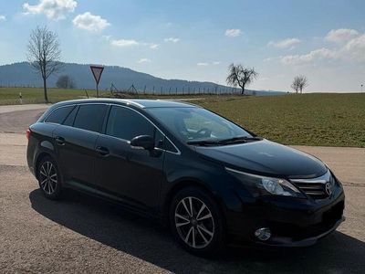 Gebraucht Toyota Avensis T2 150 PS (110 kW) 2013 Schwarz Kombi