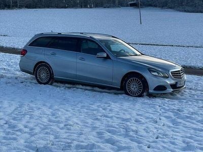 Mercedes E200