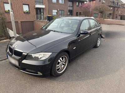 Gebraucht BMW 320 150 PS (110 kW) 2005 Schwarz Limousine