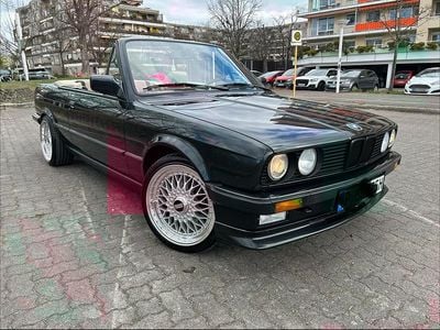 Gebraucht BMW 325 Cabriolet 1989 Schwarz Cabrio