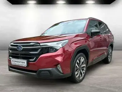 Gebraucht Subaru Forester Platinum 136 PS (100 kW) 2024 Rot SUV