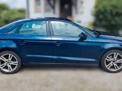 Gebraucht Audi A3 Ambiente 150 PS (110 kW) 2017 Blau Limousine