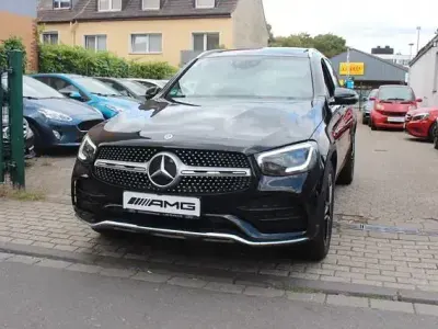 Gebraucht Mercedes GLC200 AMG 163 PS (119 kW) 2019 Schwarz SUV