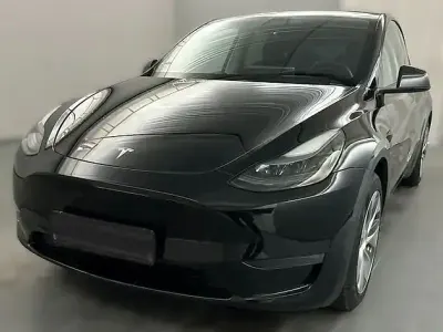 Begagnad Tesla Model Y 378 kW (514 HK) 2023 Svart SUV