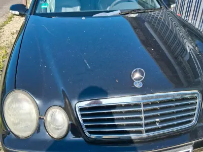 Gebraucht Mercedes CLK200 163 PS (119 kW) 2000 Blau Coupé