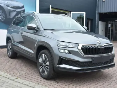 Neu Skoda Karoq 150 PS (110 kW) 2026 Graphitegrau metallic SUV
