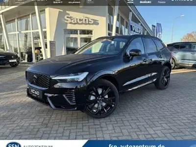 Neu Volvo XC60 Plus 250 PS (183 kW) 2026 Schwarz SUV