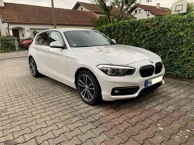 Gebraucht BMW 118 Sport Line 136 PS (100 kW) 2018 Weiß Kleinwagen