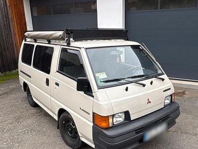Beige Gebraucht 1991 Mitsubishi L300 Van / Kleinbus | 25.000 €