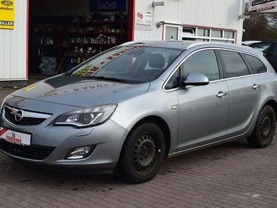 Gebraucht Opel Astra Innovation 125 PS (91 kW) 2012 Silber Kombi