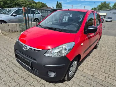 Gebraucht Hyundai i10 67 PS (49 kW) 2010 Electric red Kleinwagen